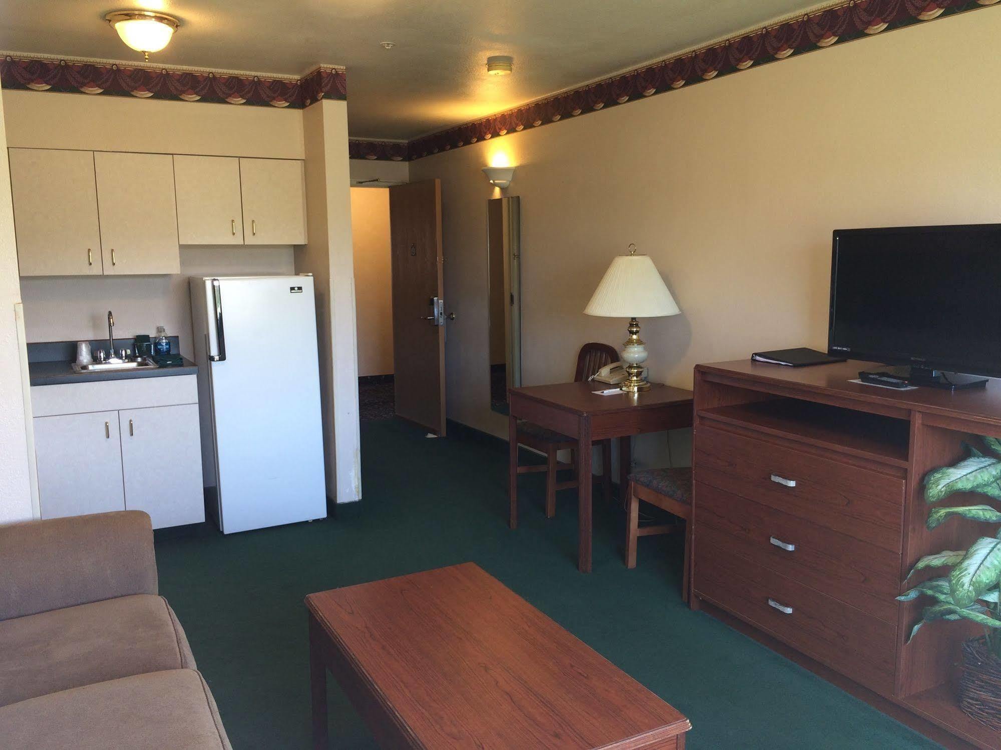 Fairbridge Inn And Suites - Miles City Eksteriør bilde